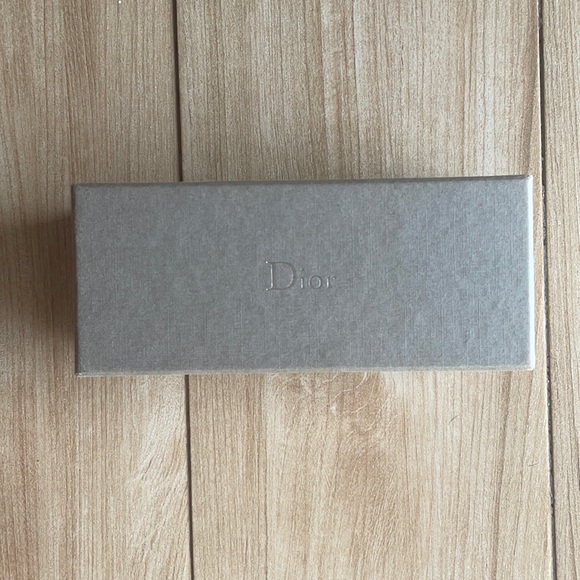 Dior Aviator Sunglasses - Picture 6 of 14